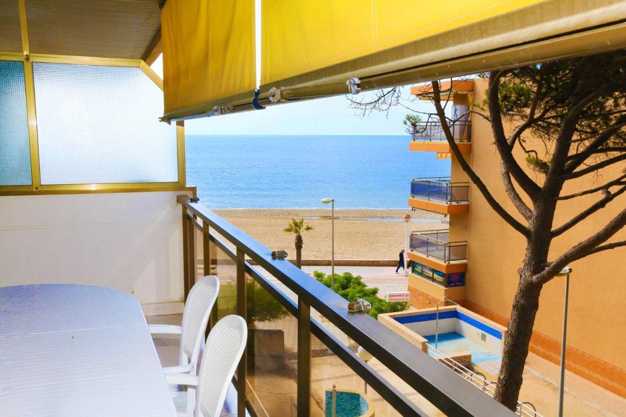 Txingudi - Only Families Apartment กัมบริลส์ ภายนอก รูปภาพ