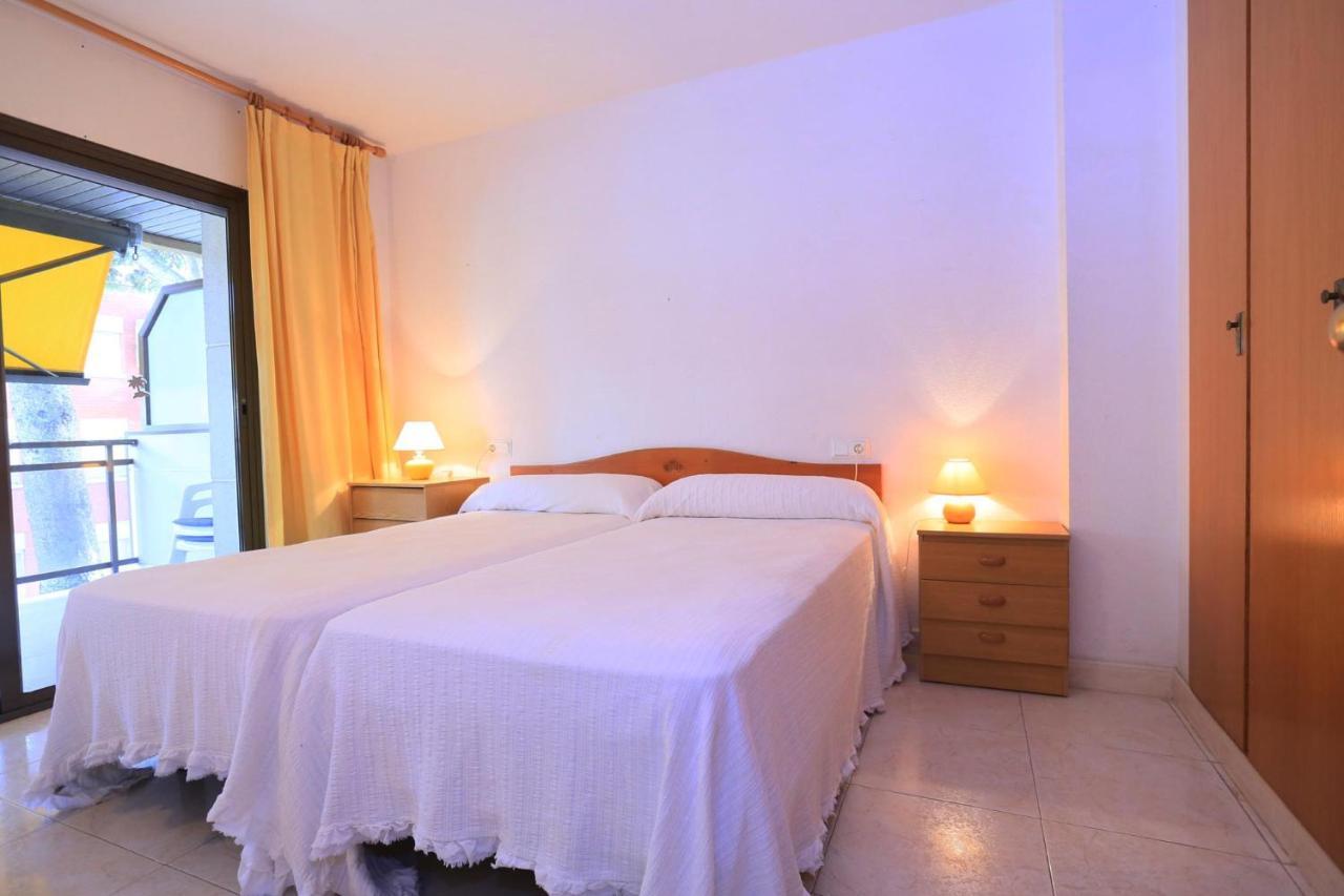 Txingudi - Only Families Apartment กัมบริลส์ ภายนอก รูปภาพ