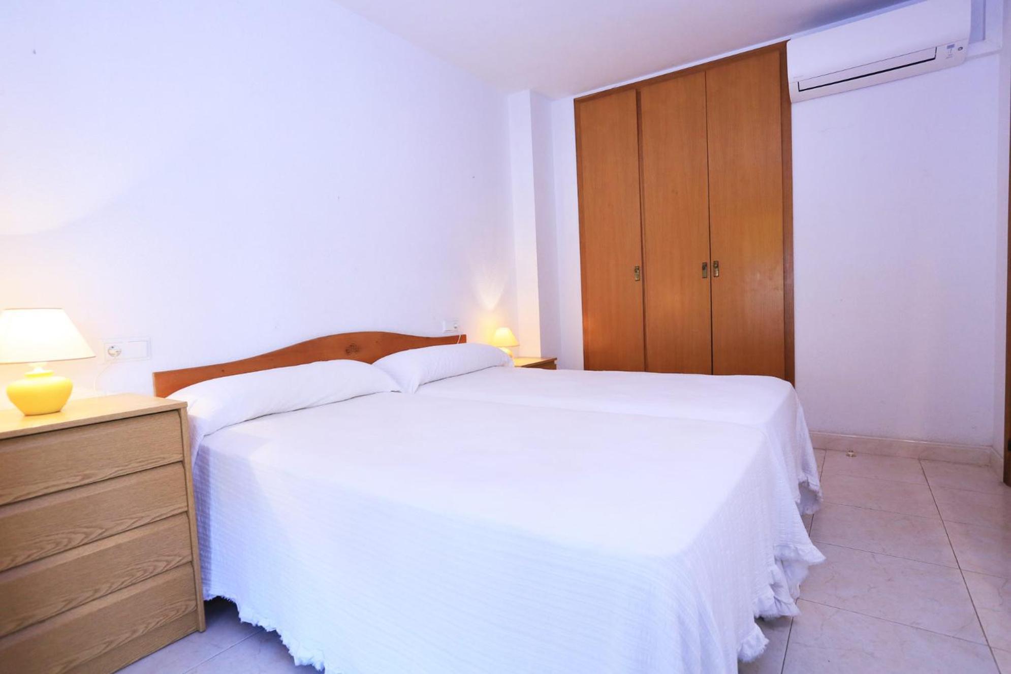 Txingudi - Only Families Apartment กัมบริลส์ ภายนอก รูปภาพ