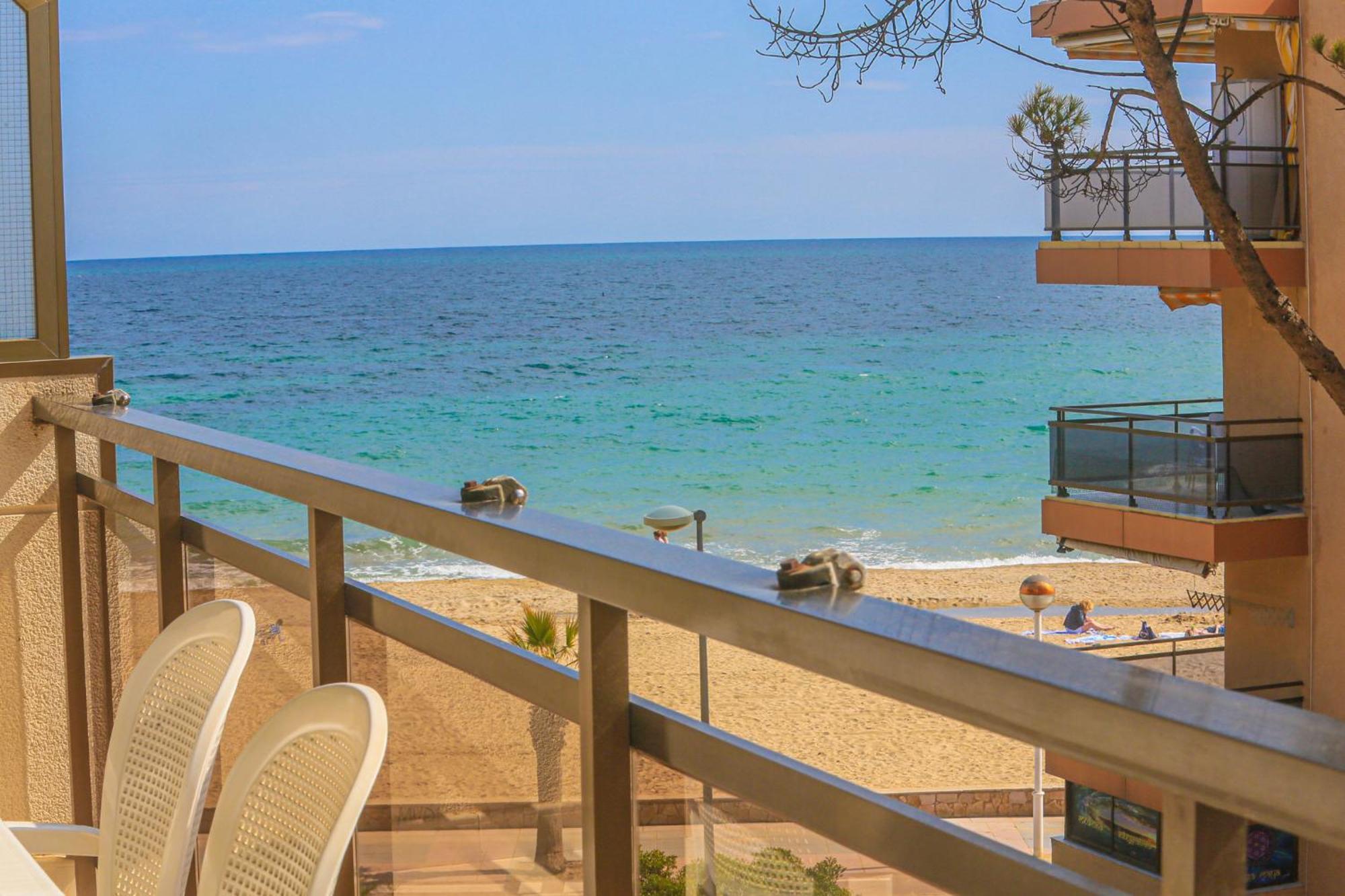 Txingudi - Only Families Apartment กัมบริลส์ ภายนอก รูปภาพ